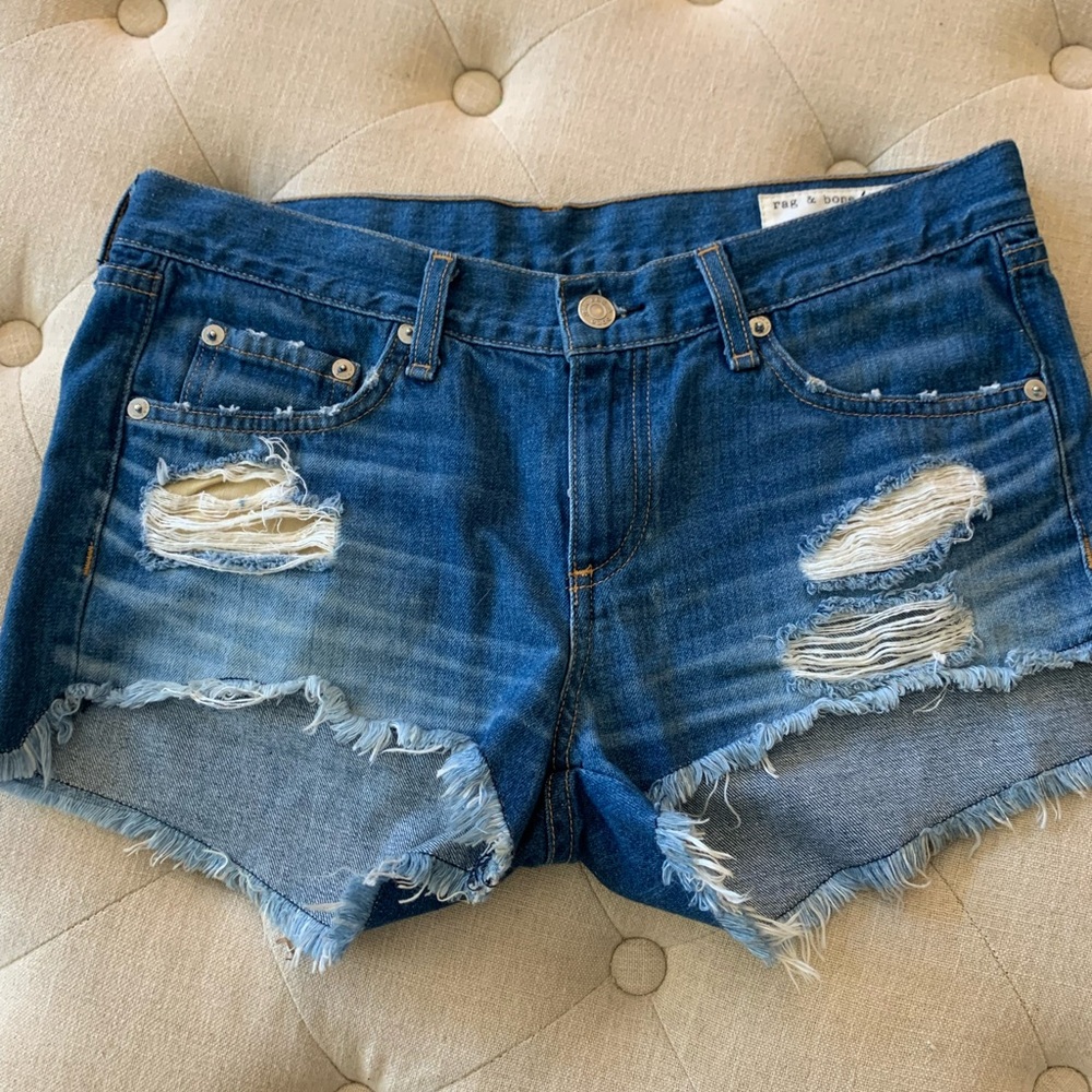 Rag & Bone Size 26 “Freedom” cut off denim short